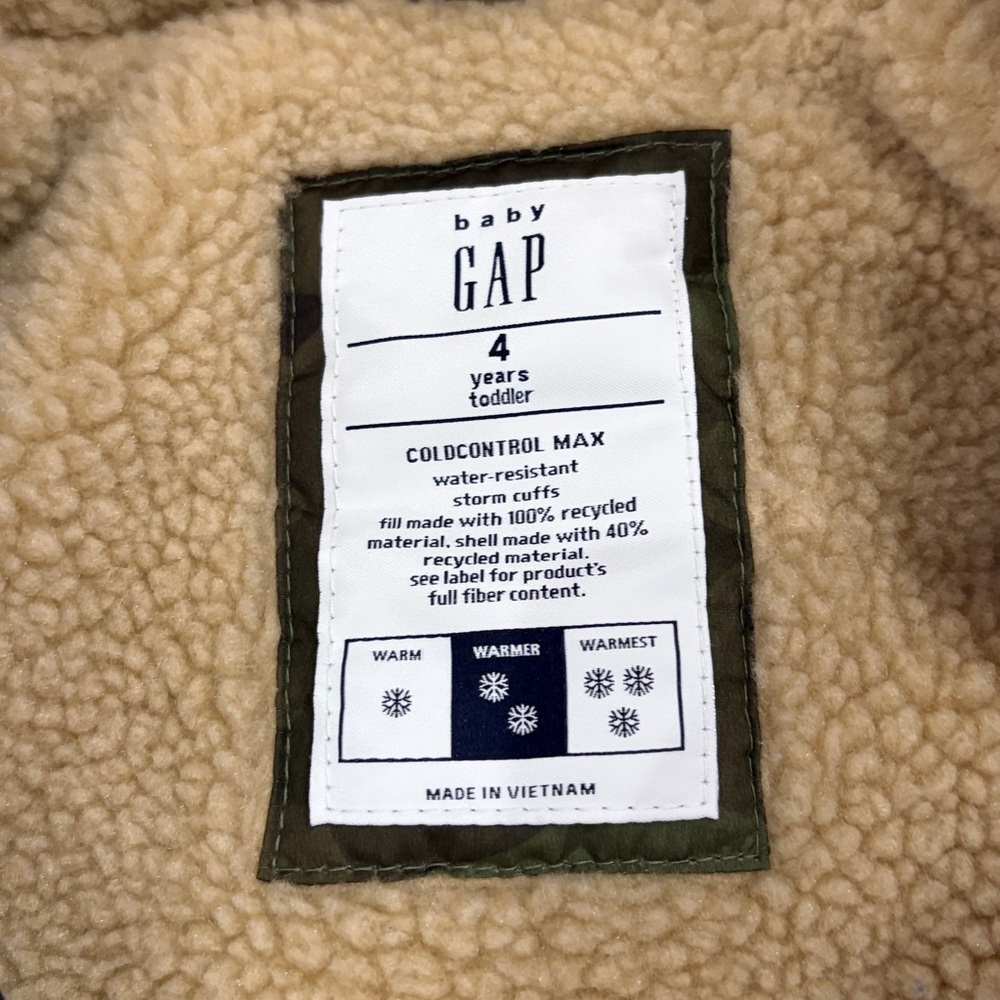 GAP Kids 4 olive green camo Sherpa lined hooded cold control max coat euc - Picture 2 of 5